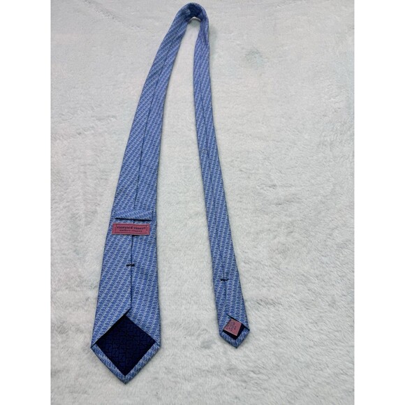 Vineyard Vines 100% Silk Blue & WhiteWhale Tie Hand Picked By Shep & Ian - Picture 6 of 9